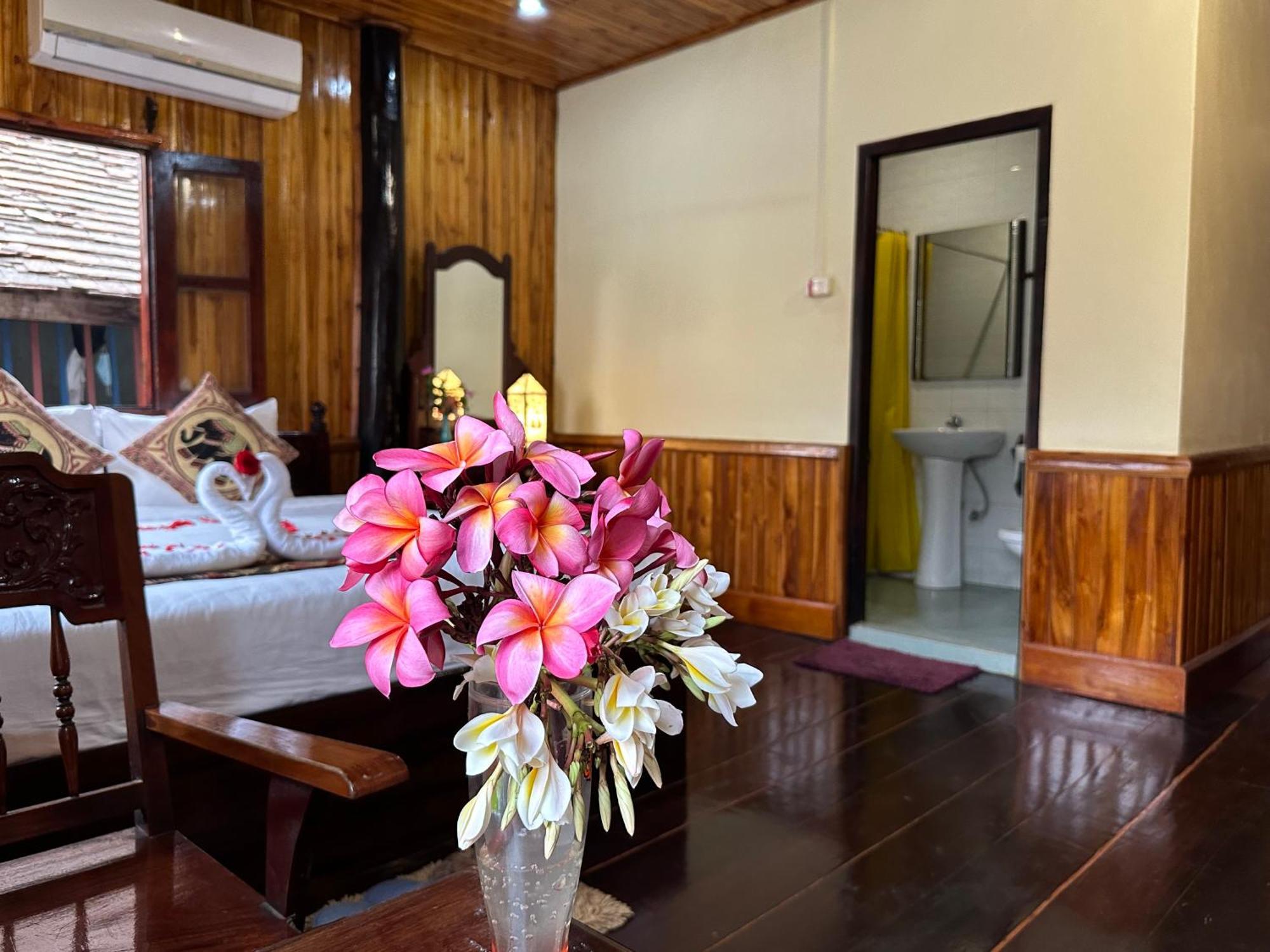 Villa Alounsavath Mekong Riverside หลวงพระบาง ภายนอก รูปภาพ