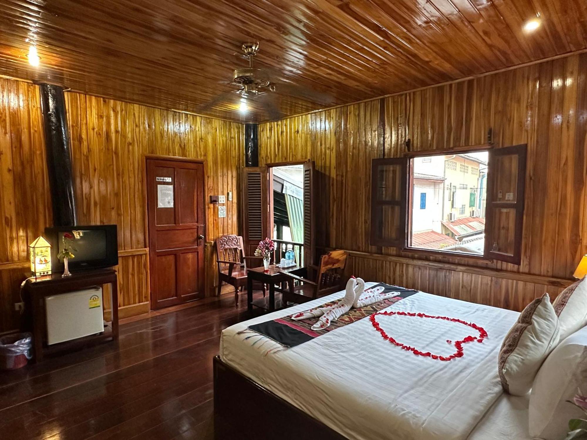 Villa Alounsavath Mekong Riverside หลวงพระบาง ภายนอก รูปภาพ