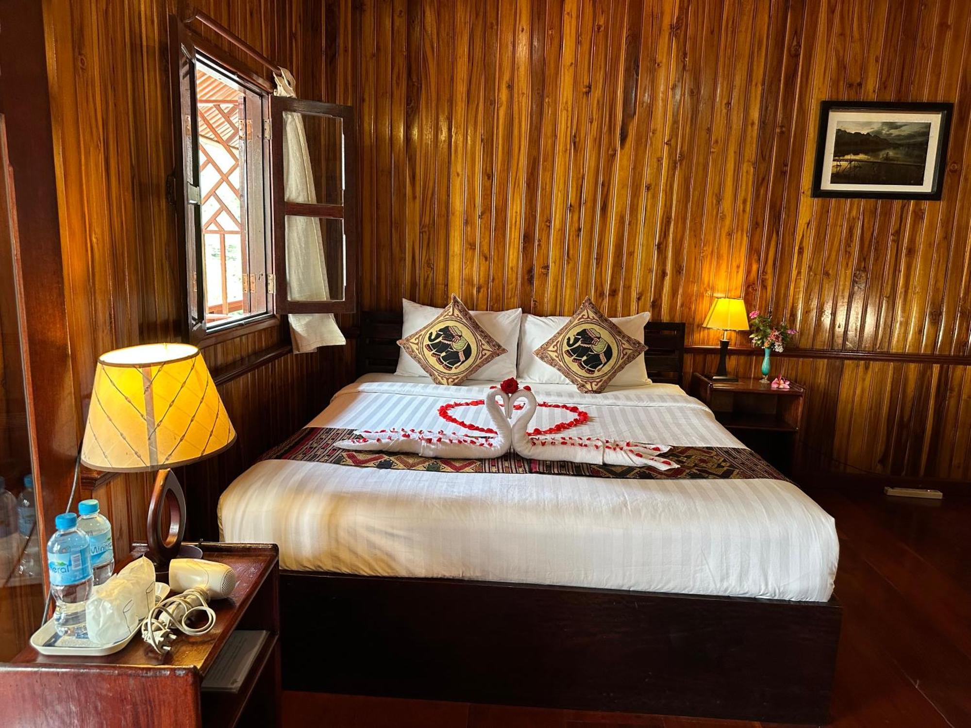 Villa Alounsavath Mekong Riverside หลวงพระบาง ภายนอก รูปภาพ